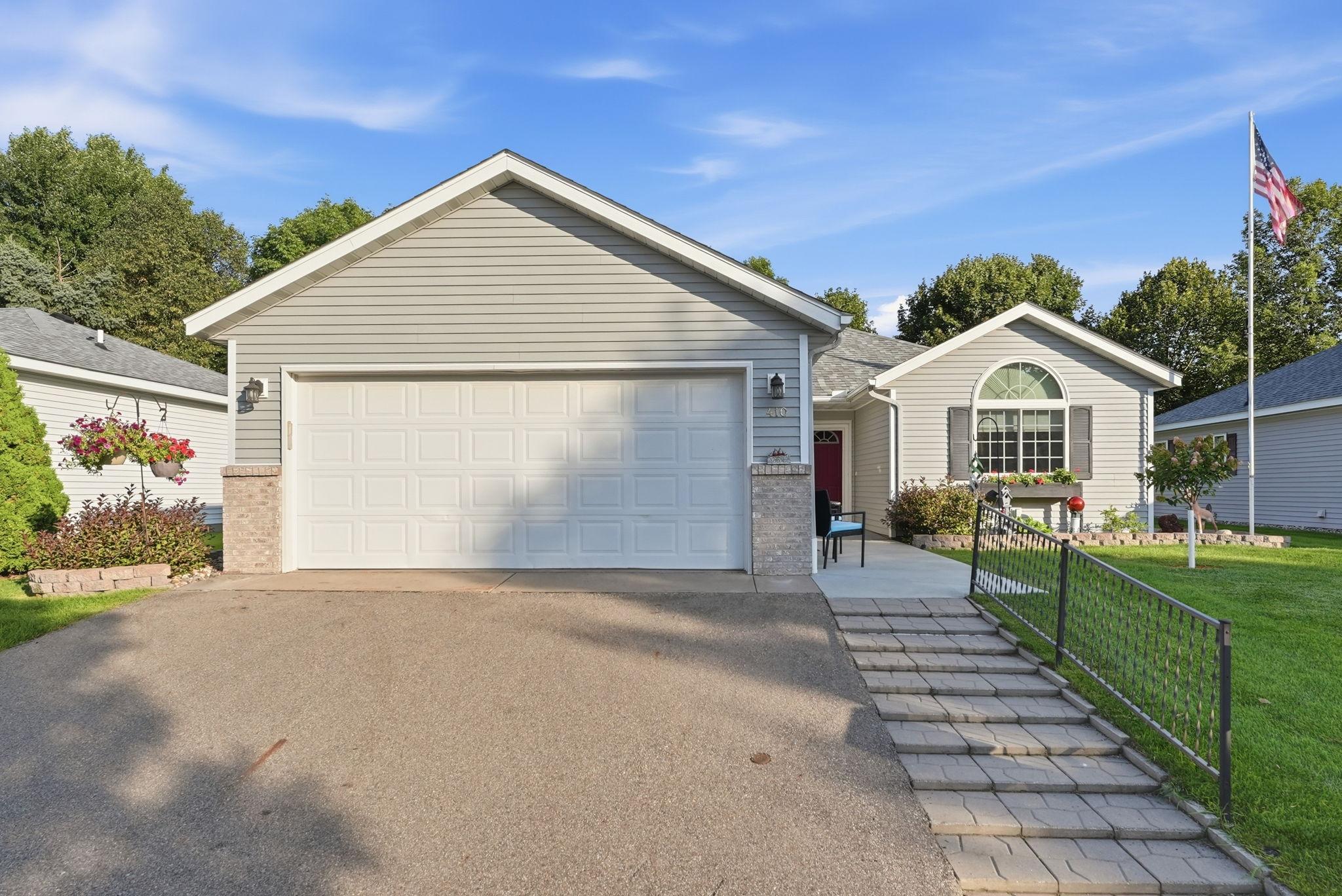 410 Fieldcrest Lane