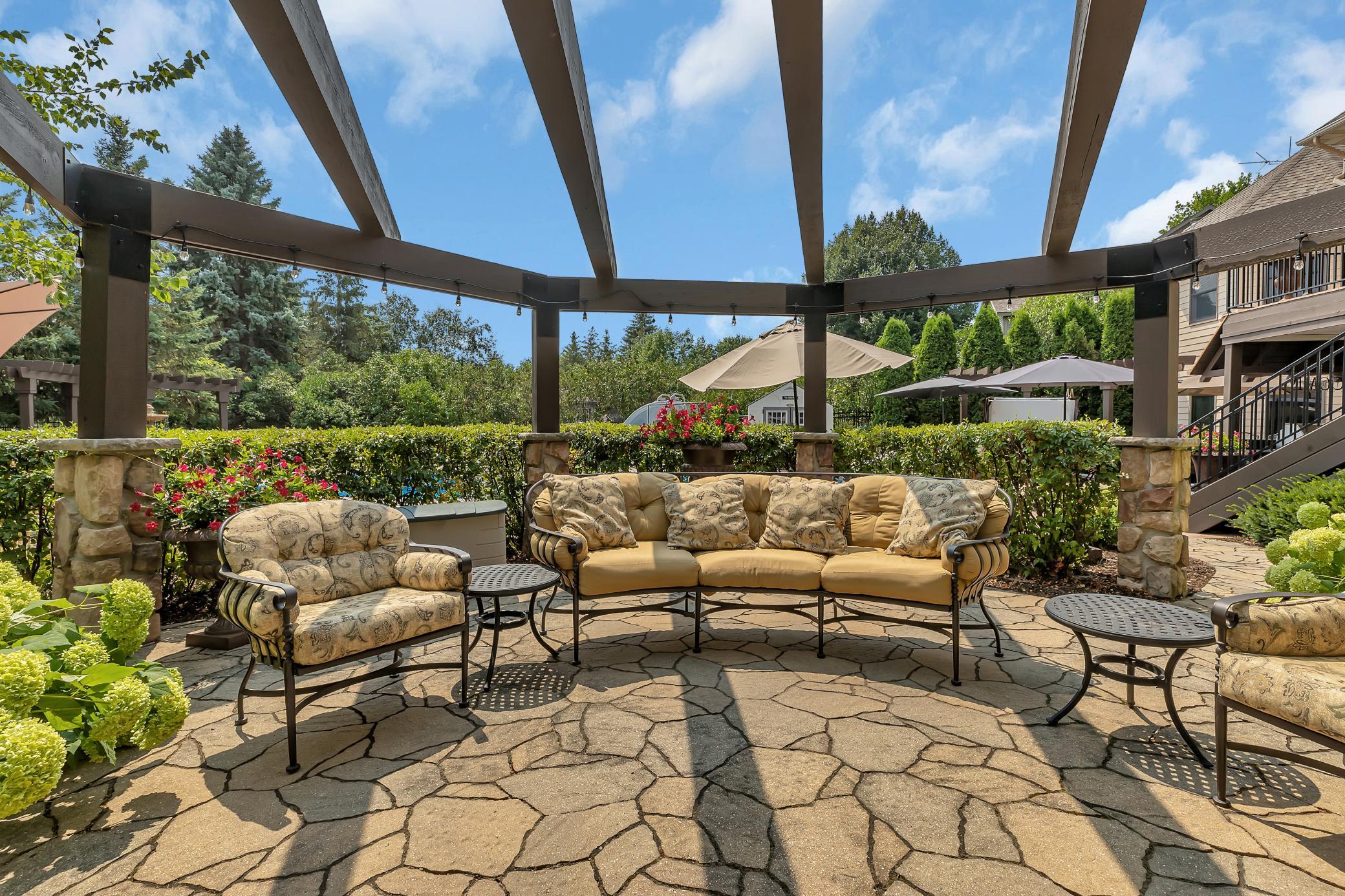 2255 Chelmsford Lane