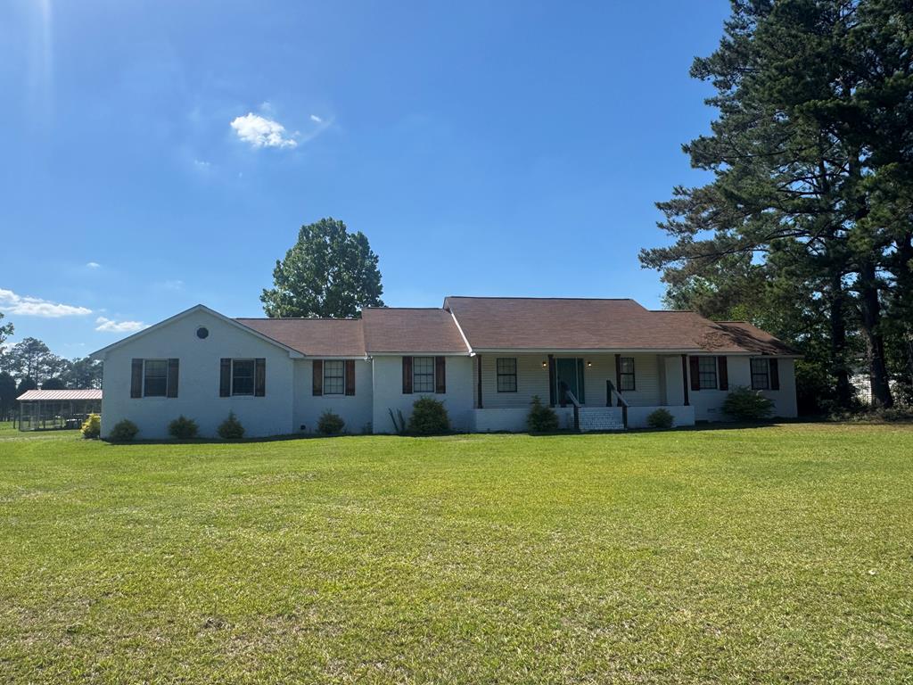 Please talk to Listing Agent for appointment to show.