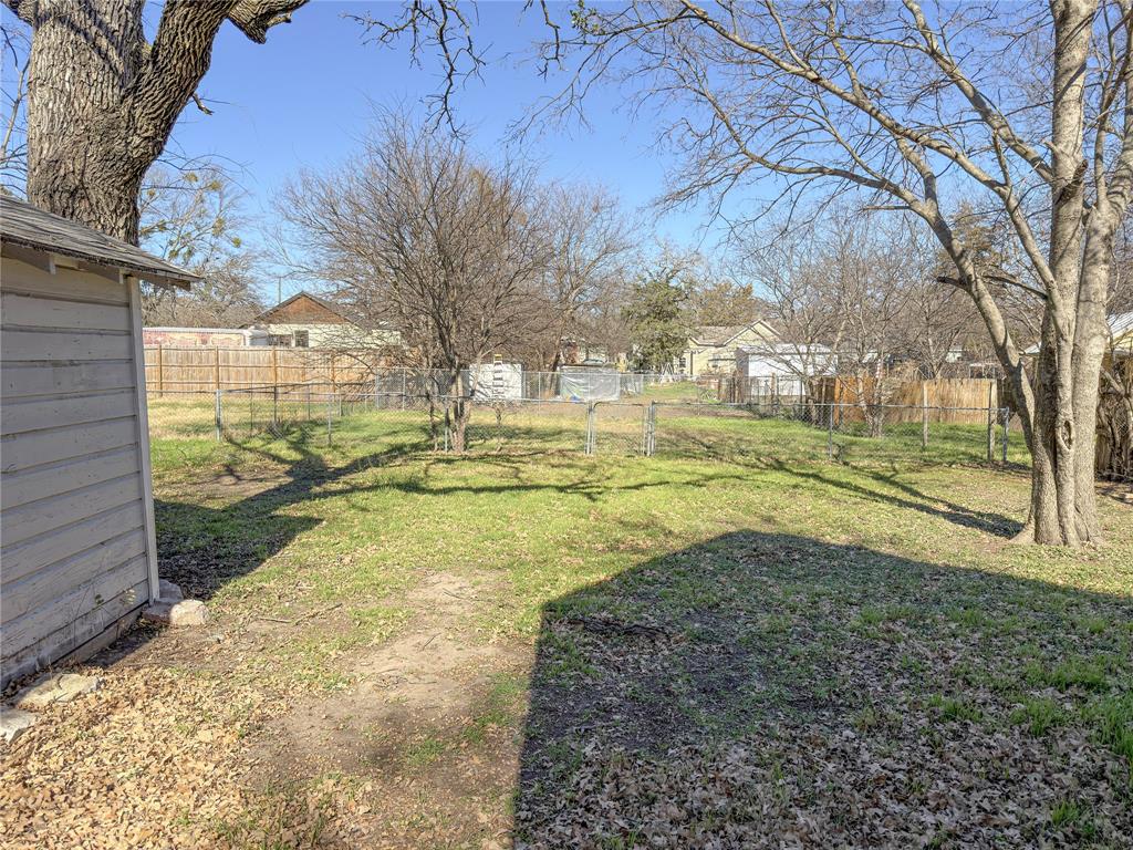 310 W Russell Street