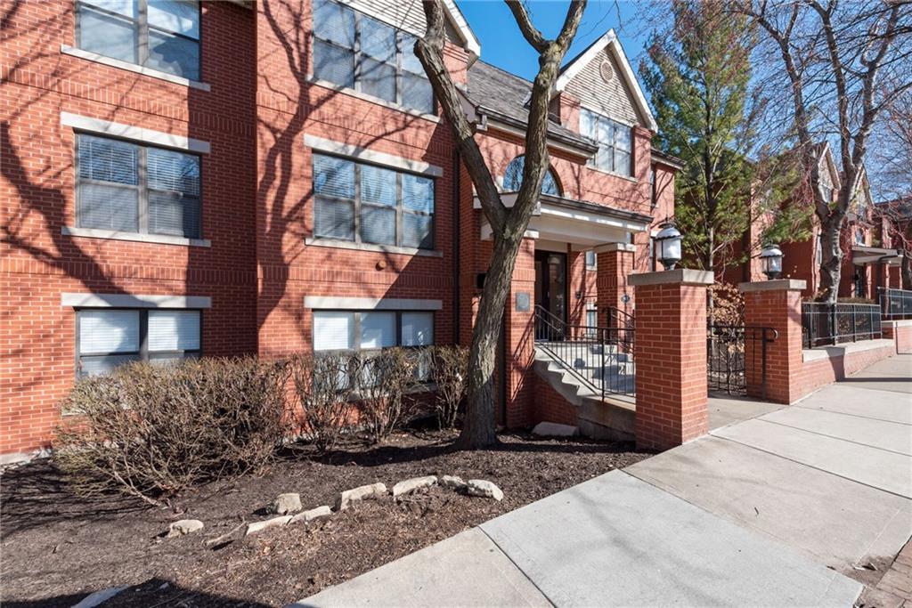 905 Washington Street 103