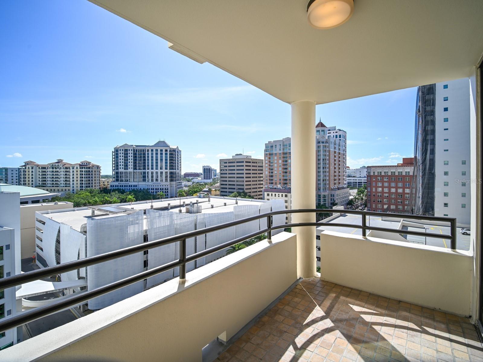 1255 N Gulfstream Avenue 1101