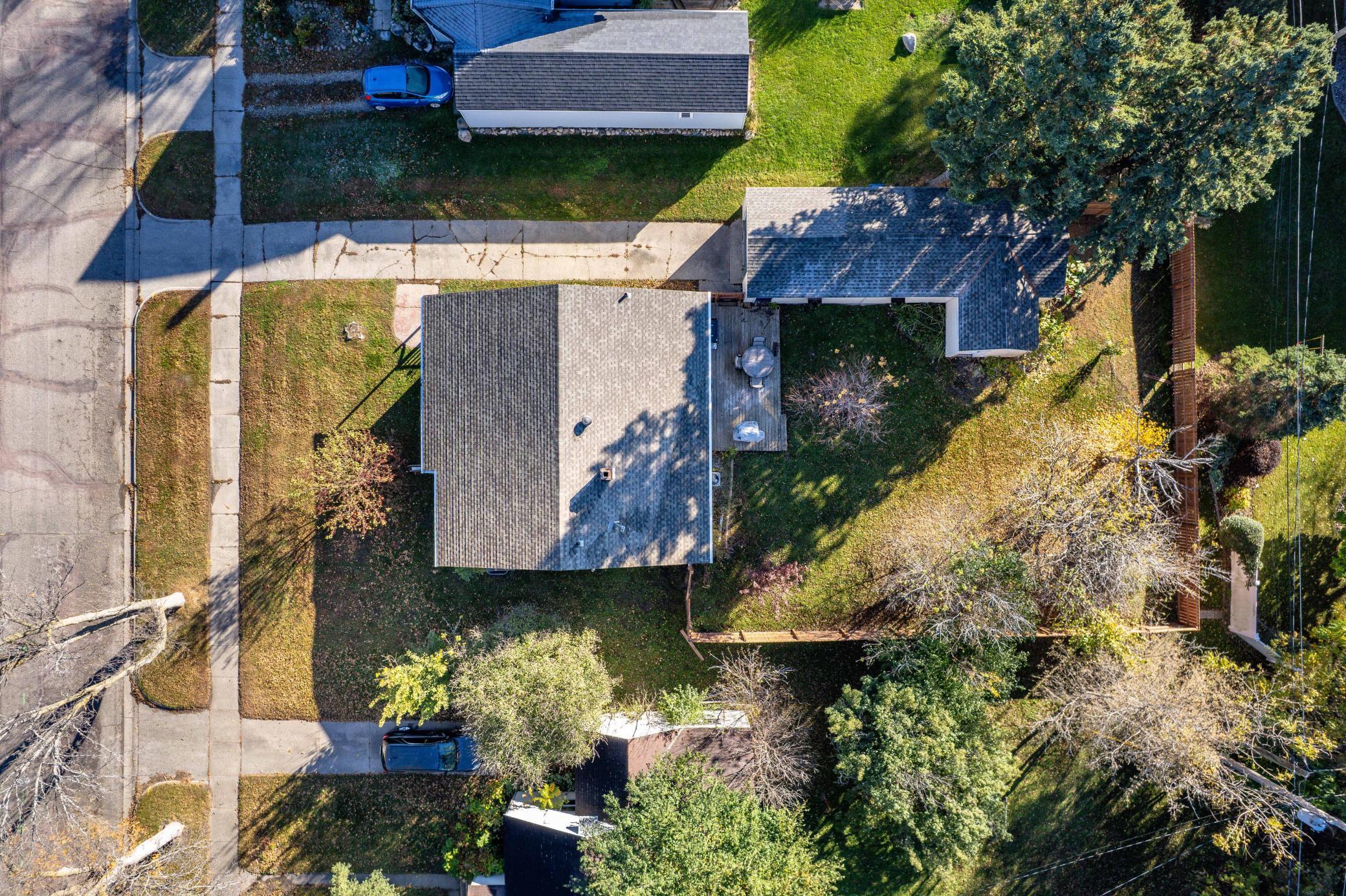 509 W Douglas Avenue