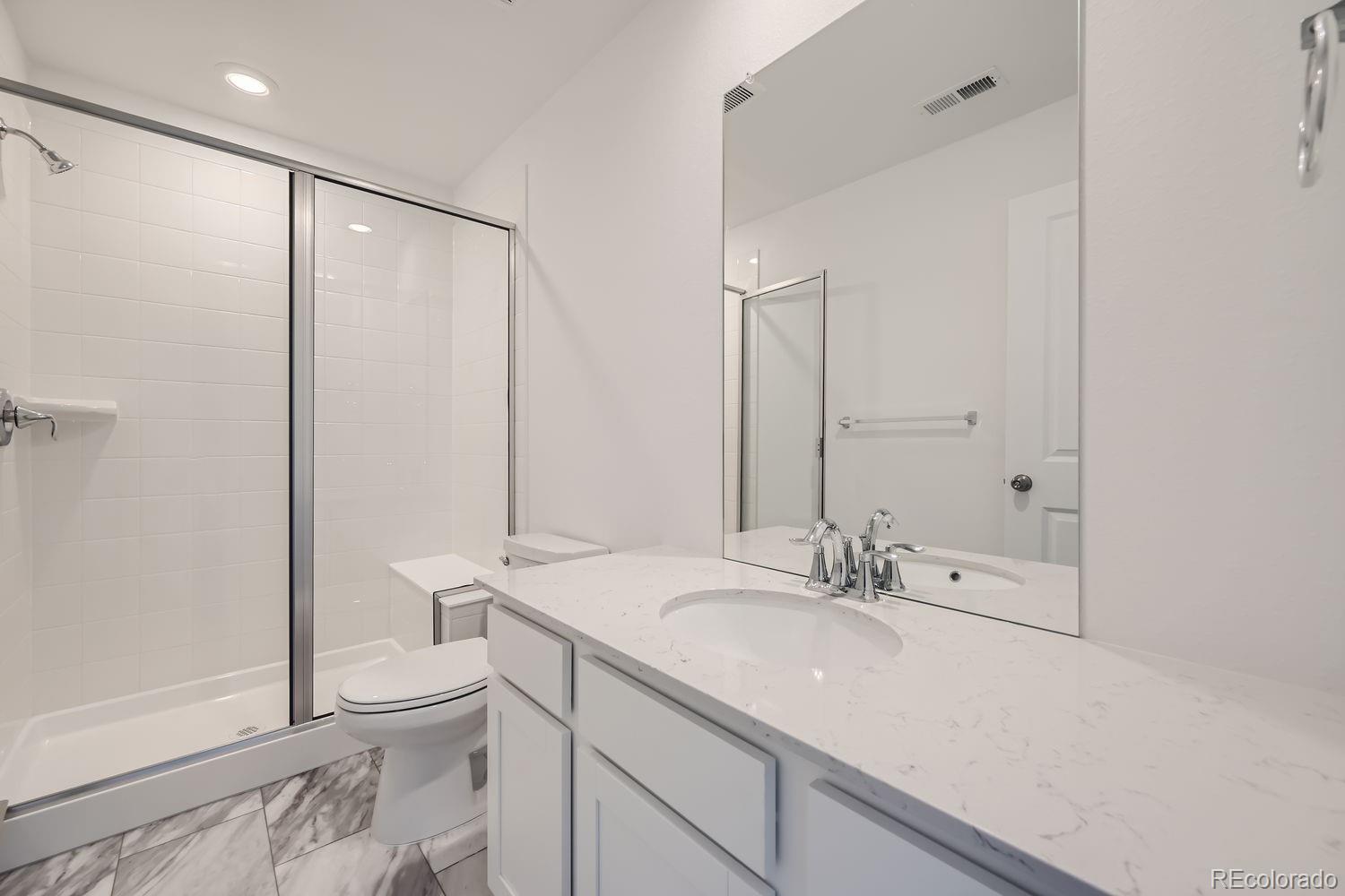 5563 Tamarack Avenue