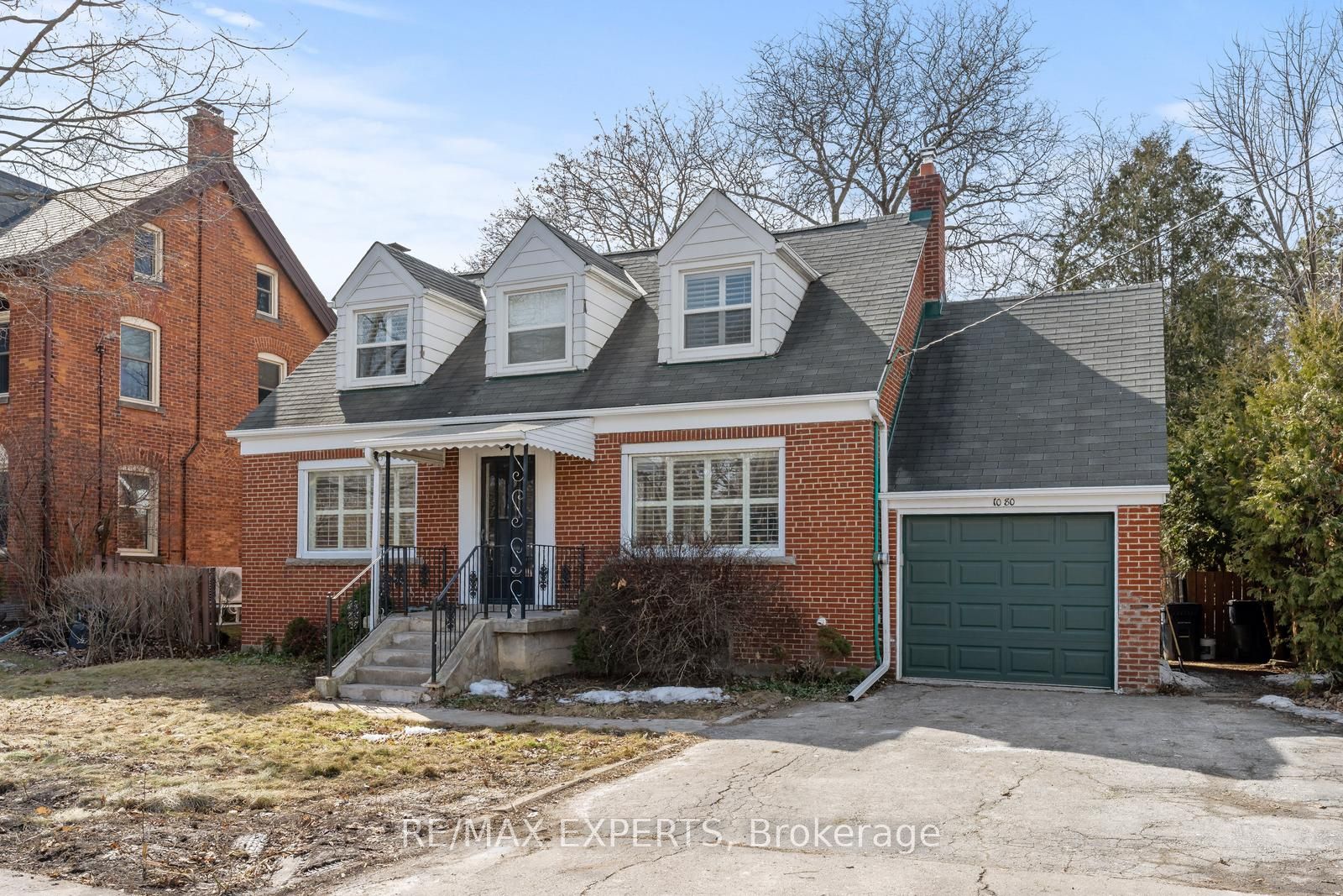 1080 Kipling Ave