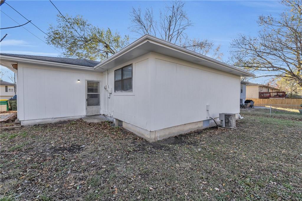 104 W Mcdonald Street