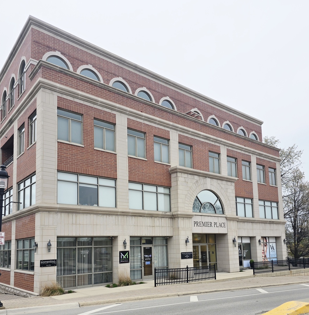 127 N Walnut Street 100