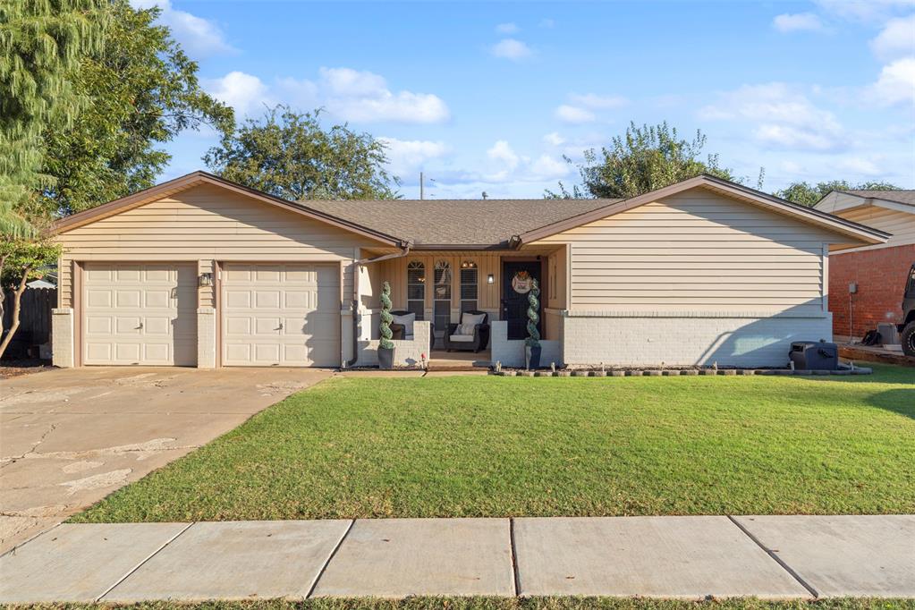 This ones easy to love! A charming 3bd, 2bth home offers tasteful updates and beautiful landscaping from front to back. The interior features a bright, open layout with modern finishes and a comfortable flow between living spaces. The kitchen and bathrooms have been refreshed, and the home has been well cared for throughout. Step outside to enjoy the inviting backyard, complete with mature landscaping and plenty of space to relax or entertain. With great curb appeal and move-in-ready condition, this home is ready to welcome its next owner.