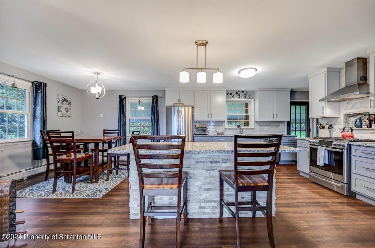 325 Schoolhouse Hill Road