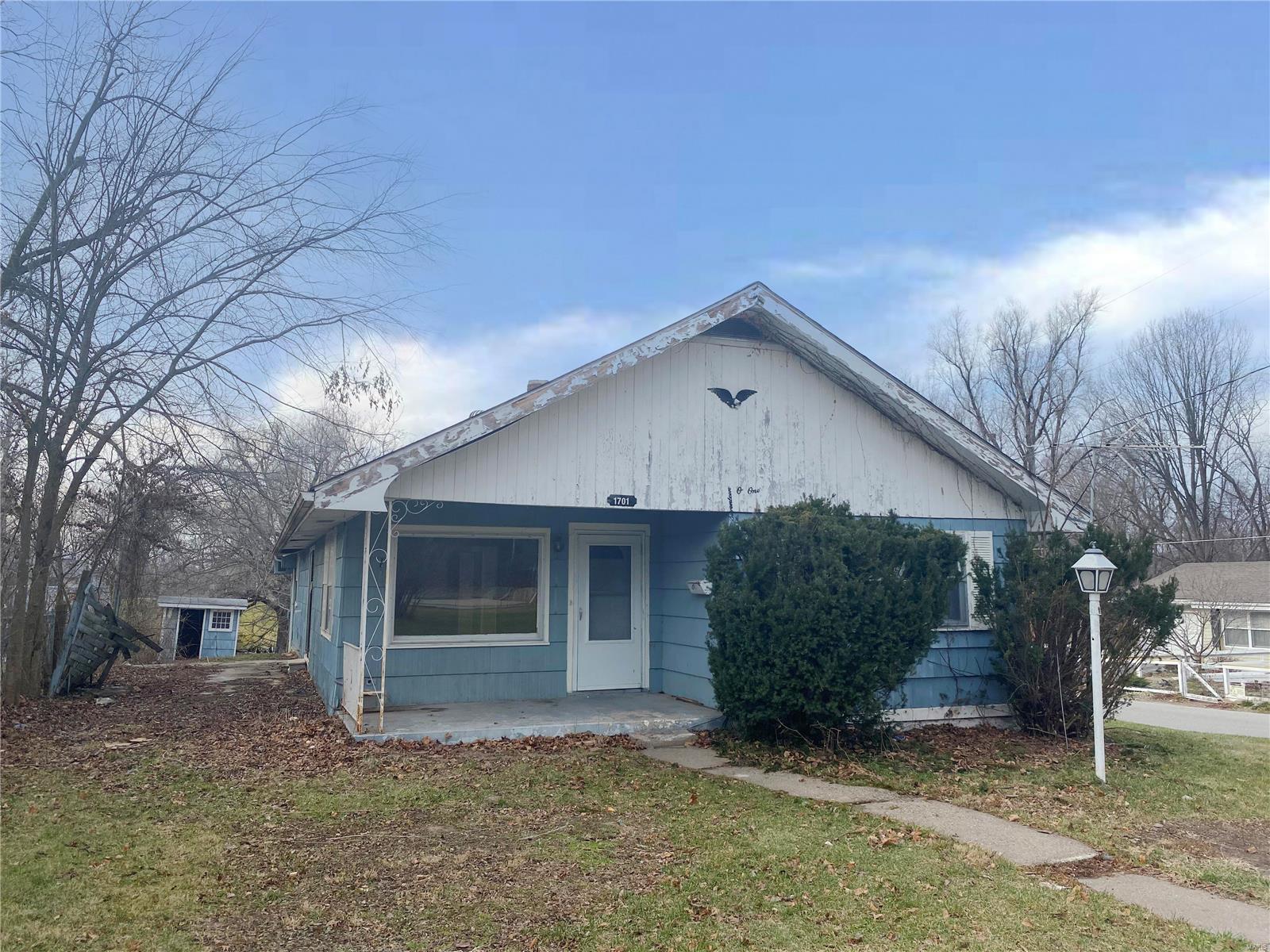 1701 Montana Street