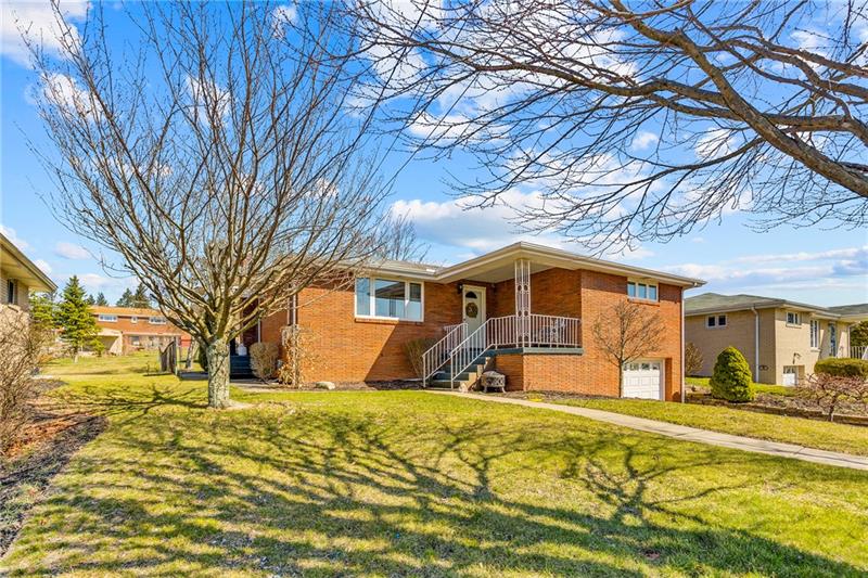 Residential for sale in Jefferson Hills, Pennsylvania, 1491269