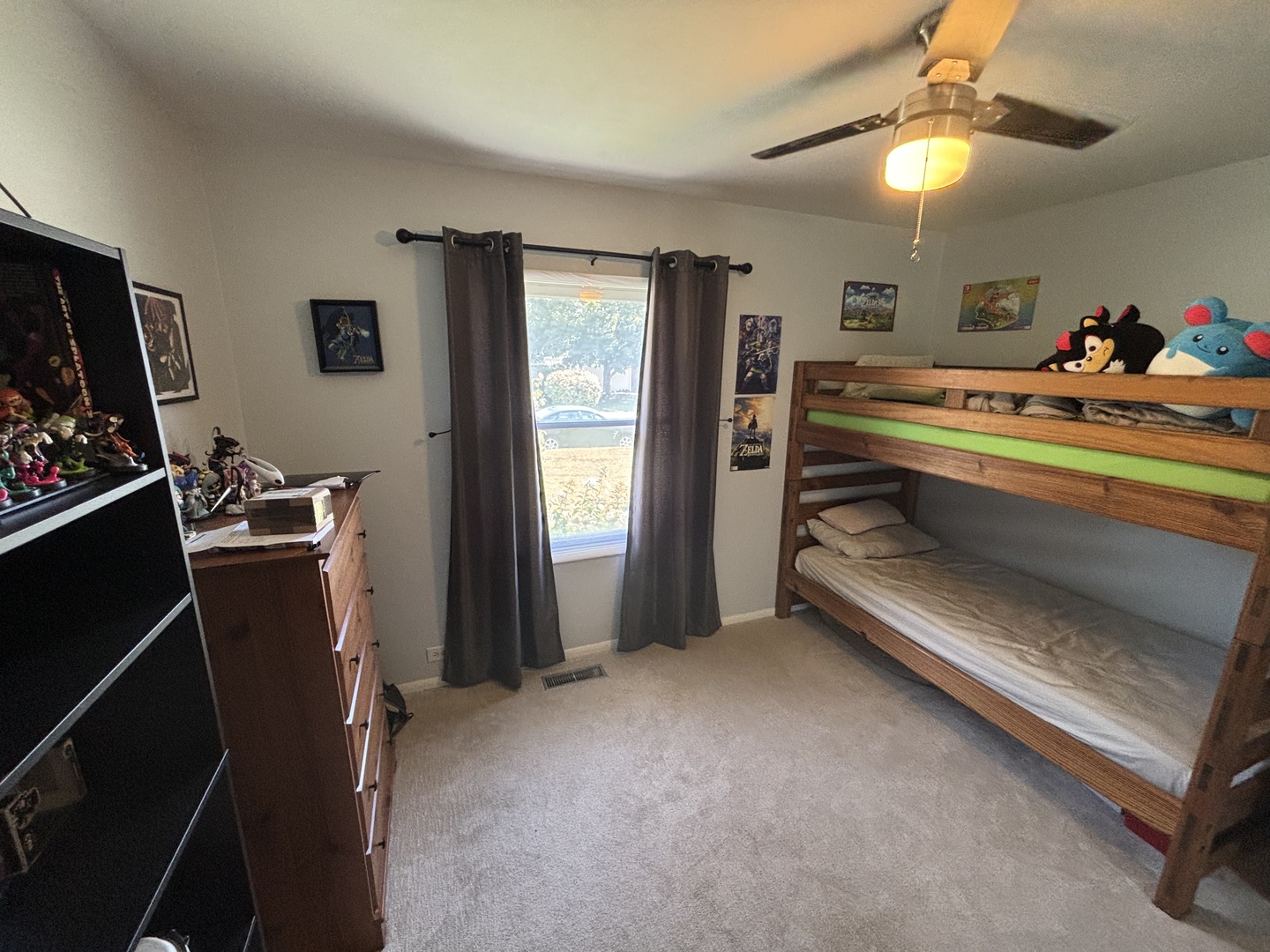 2811 E Bluff Court