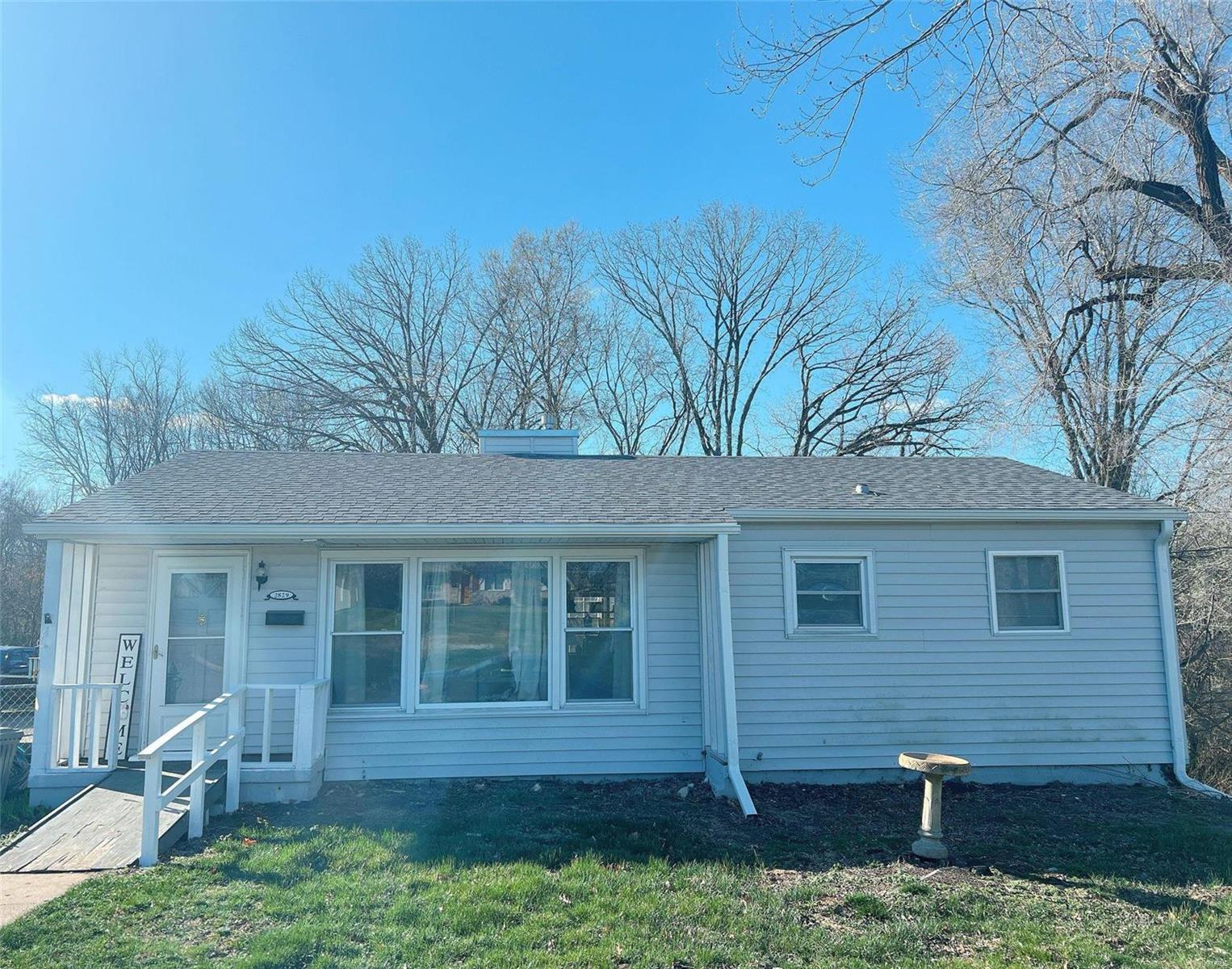 2829 Pleasant Street