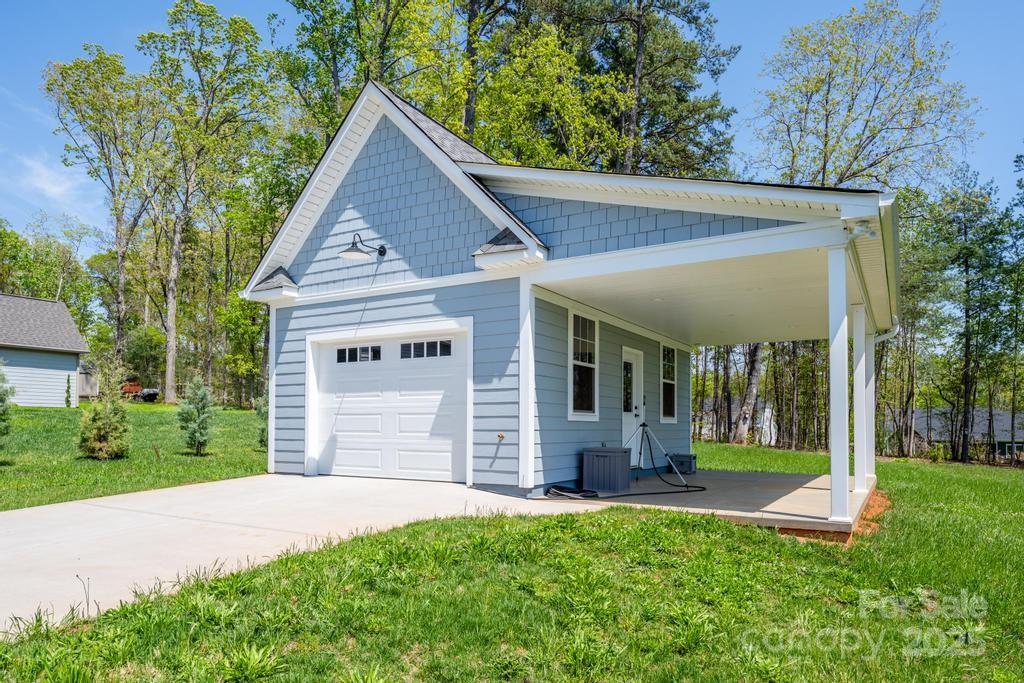 4594 N Wynswept Drive