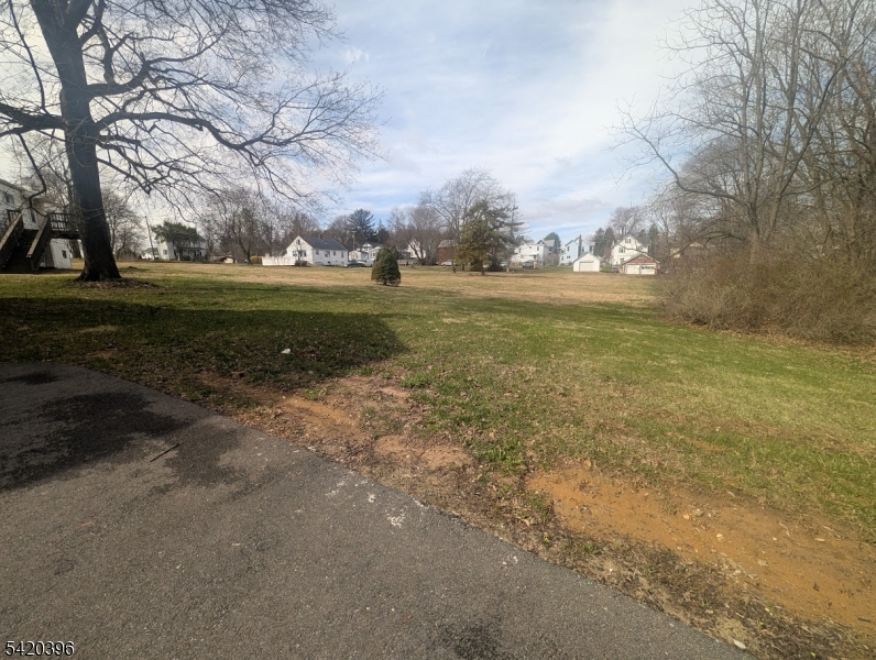 157 Route 31