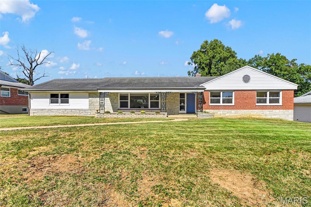 7 Biritz Drive