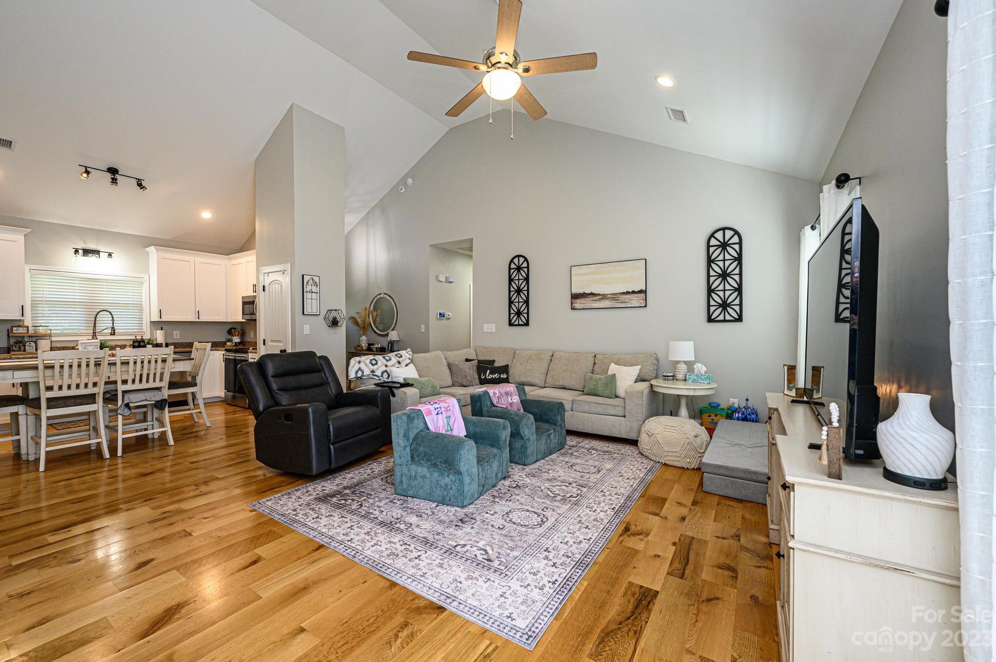 62 W Highland Avenue