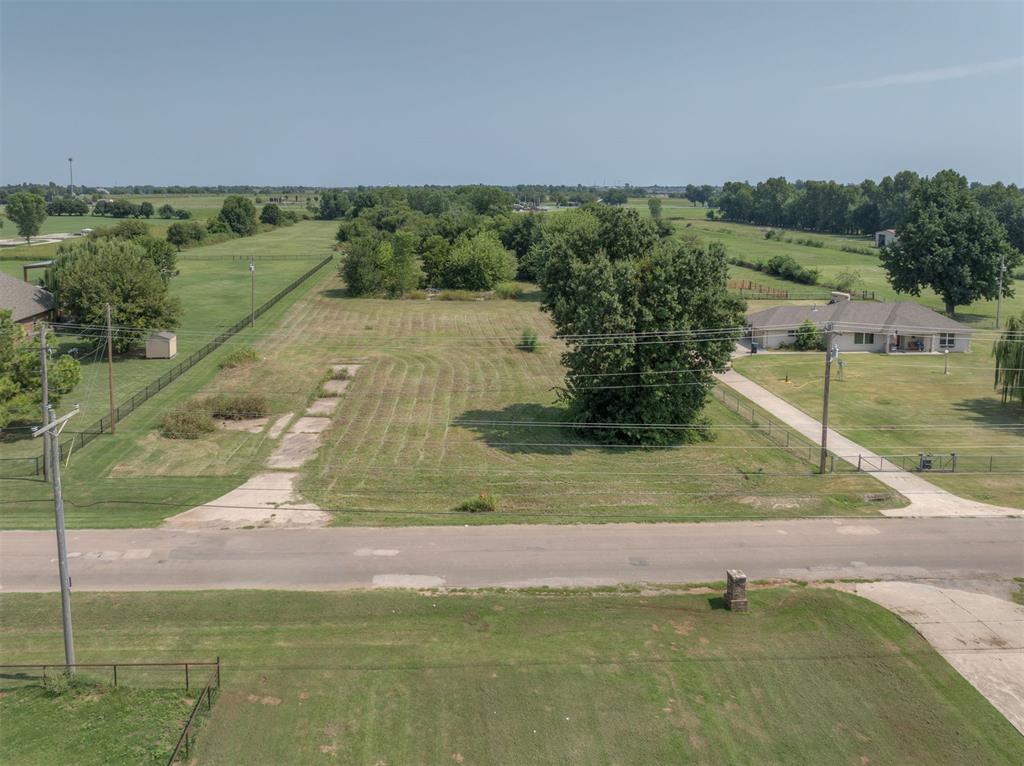 Discover the perfect blend of space, convenience, and opportunity with this rare 5-acre property located in the highly sought-after Moore School District. Whether you’re looking to build your dream home, create a private retreat, or invest in a growing area, this land offers endless potential. Ideally positioned just minutes from major amenities, you’ll enjoy quick access to shopping, dining, entertainment, and urban conveniences—while still having the privacy and freedom that only acreage can provide. The property sits near established neighborhoods and modern conveniences, giving you the best of both worlds: peaceful living with city access. With plenty of room for a custom home, shop, livestock, or recreational space, this tract provides flexibility for your vision. Utilities are nearby, and the area continues to see strong residential growth. Highlights: • 5 acres in a desirable and growing location • Zoned for Moore Public Schools • Easy access to shopping, restaurants, medical facilities, and major highways • Ideal for custom home builds, hobby farms, or long-term investment • A rare opportunity to enjoy acreage living without sacrificing convenience This is the kind of property that doesn’t come around often—spacious, well-located, and ready for your future plans. Don’t miss your chance to own a piece of land that truly has it!