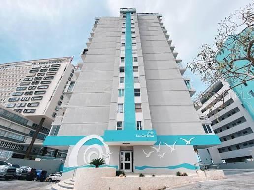 Short Sale. Discover this inviting 2-bedroom, 2-bathroom apartment located in one of Puerto Rico’s most desirable beachside communities.Enjoy easy access to Isla Verde’s beautiful beaches, excellent restaurants, shopping, entertainment, and Luis Muñoz Marín International Airport.