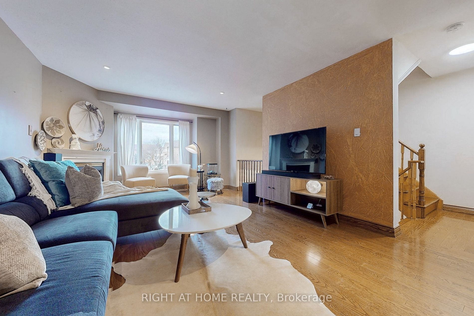 2370 W Britannia Rd 7