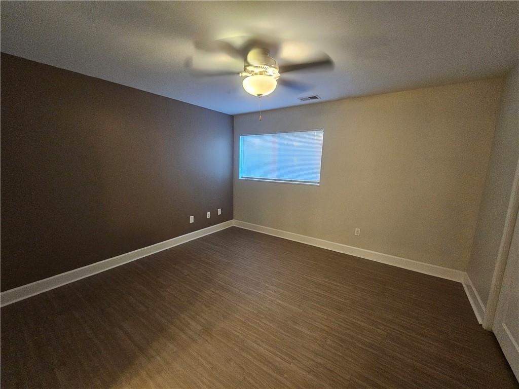 530 W 10th Street 530