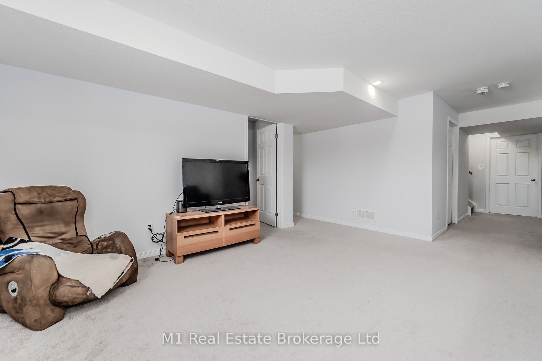 59 Netherwood Rd