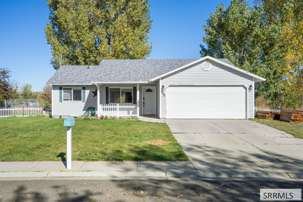 566 W Dalling Drive