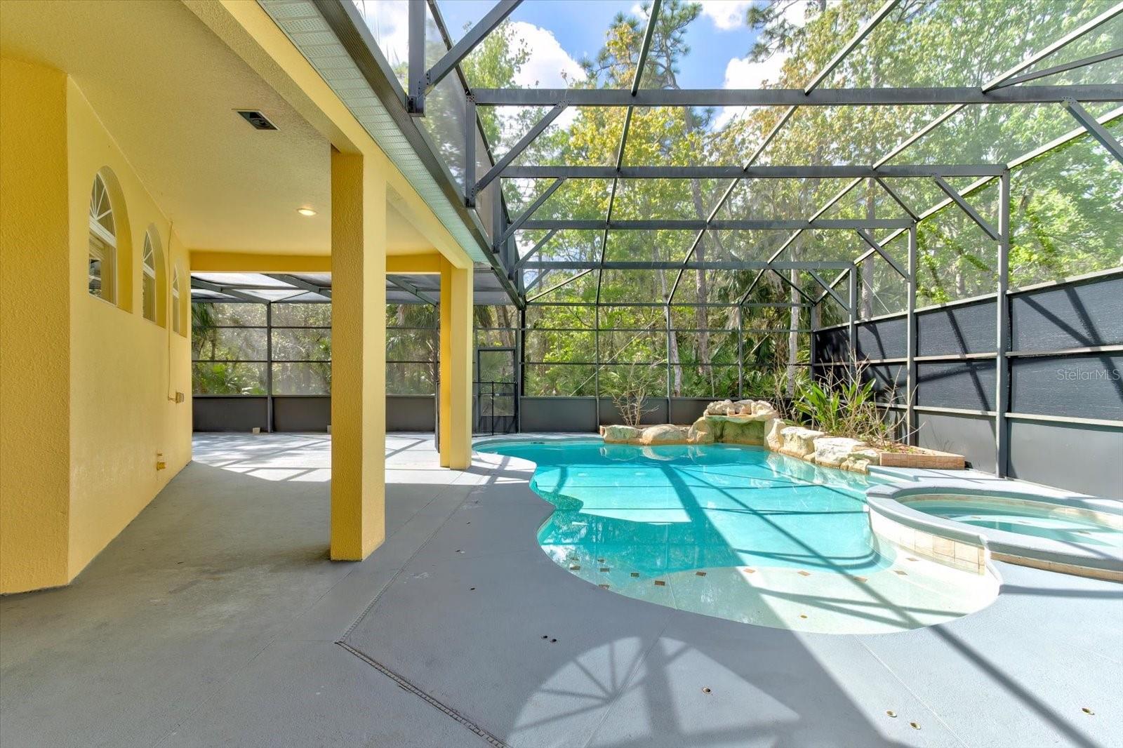 2624 Fawnlake Trail