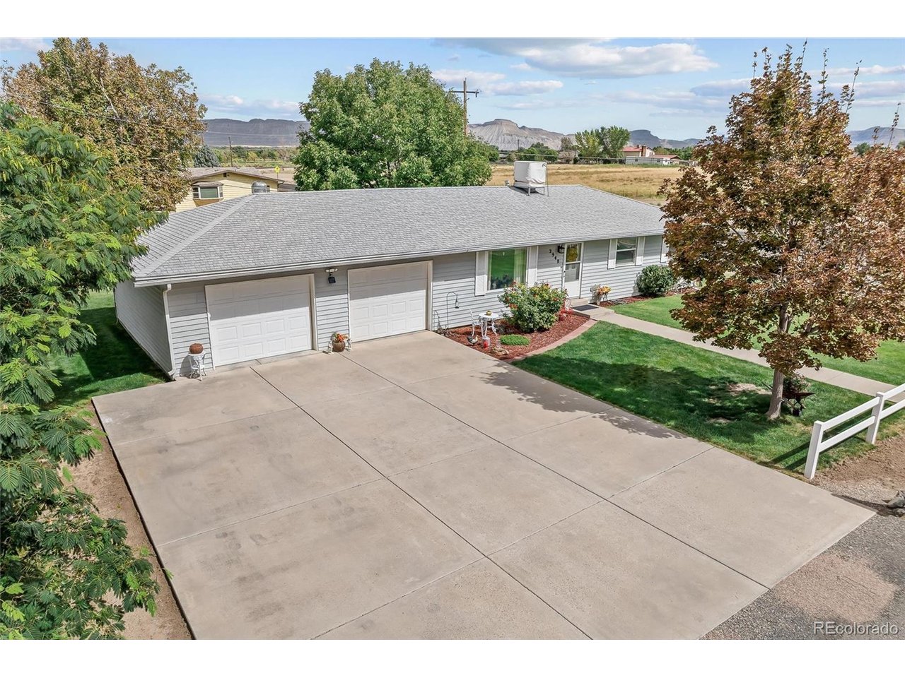 Check out this attractive Late Twentieth Century home in the Orchard Mesa area of Grand Junction with 1296 square feet containing 3 bedrooms, 2 bathrooms and a two car garage.  This home is centrally locate on Orchard Mesa within a few miles of St. Mary's Hospital and numerous medical facilities. The Grand Junction Regional Airport is 9 miles north and 5 miles north is Grand Junction's historic downtown which offers amazing restaurants and shopping. All information is subject to change/error; buyer(s) to verify.