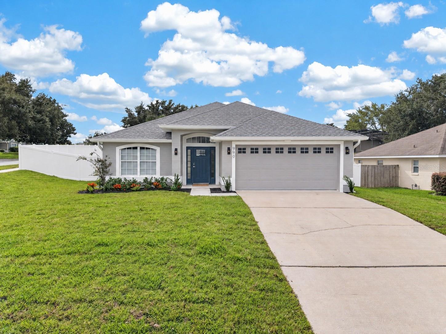 990 Stationside Drive, Oakland, FL