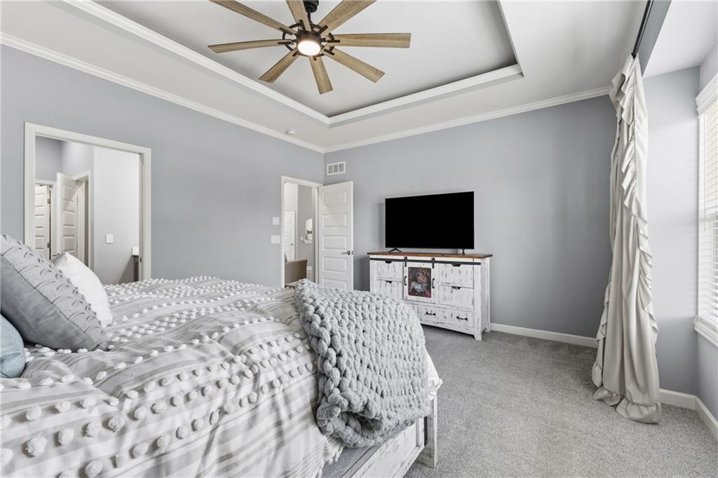 10512 N Euclid Avenue