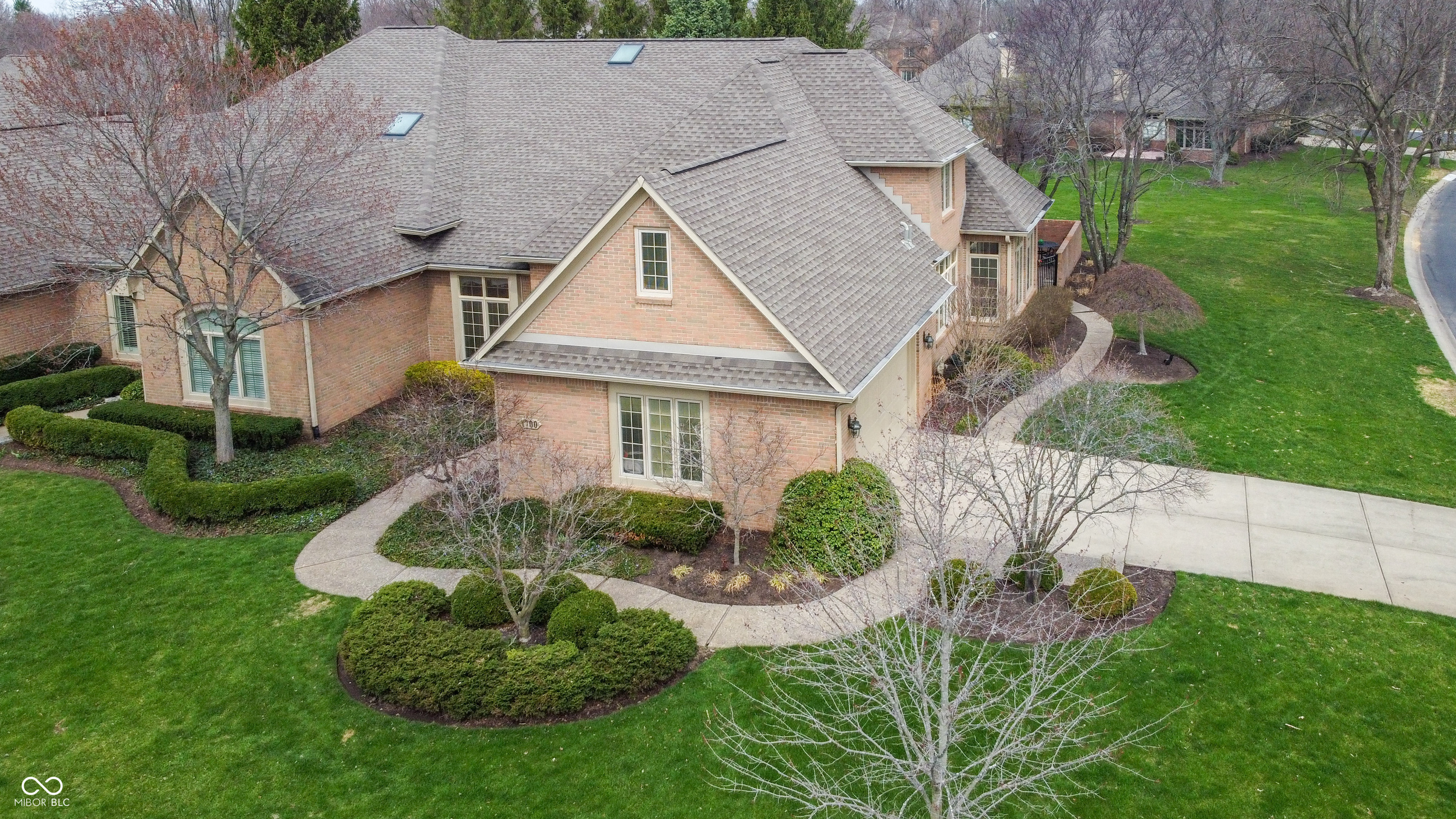 1700 Pathway Drive S