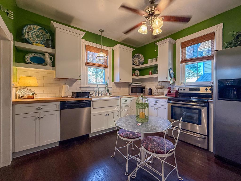 415 Randolph Ave 482