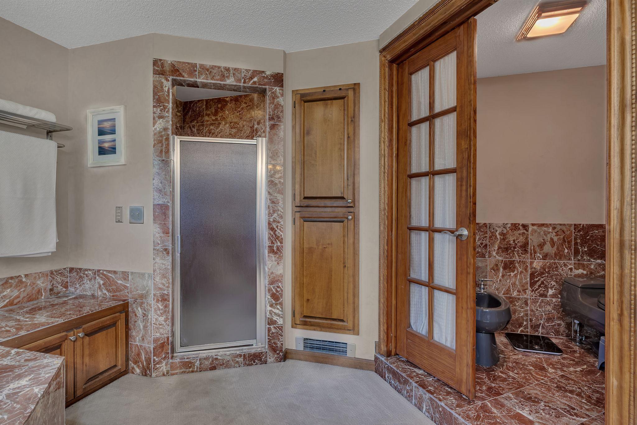 2021 Hillcrest Drive