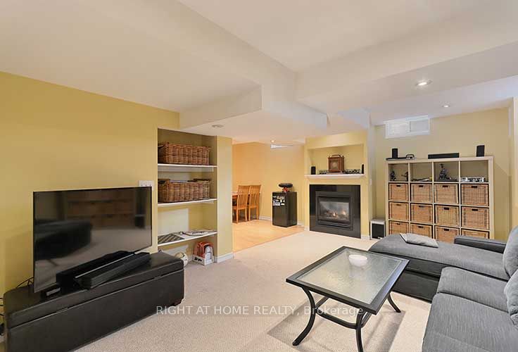 81 Fermar Dr
