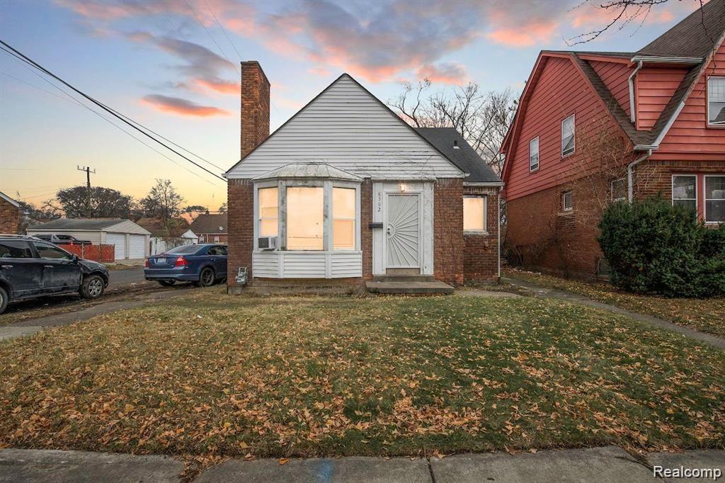 Welcome Home! This recently remodeled 3-bedroom, 1.5-bathroom home is move-in ready and waiting for its new family. Featuring a beautifully updated kitchen and bathrooms, fresh paint throughout, and brand-new flooring, this home has been completely transformed! Enjoy the space and potential of the unfinished full basement, perfect for additional storage or future finishing touches. Please note: there is no garage.

This home is truly one-of-a-kind and ready for you to make it your own. All dimensions are approximate. Showings require a licensed agent. Don’t miss this opportunity—schedule your showing today!