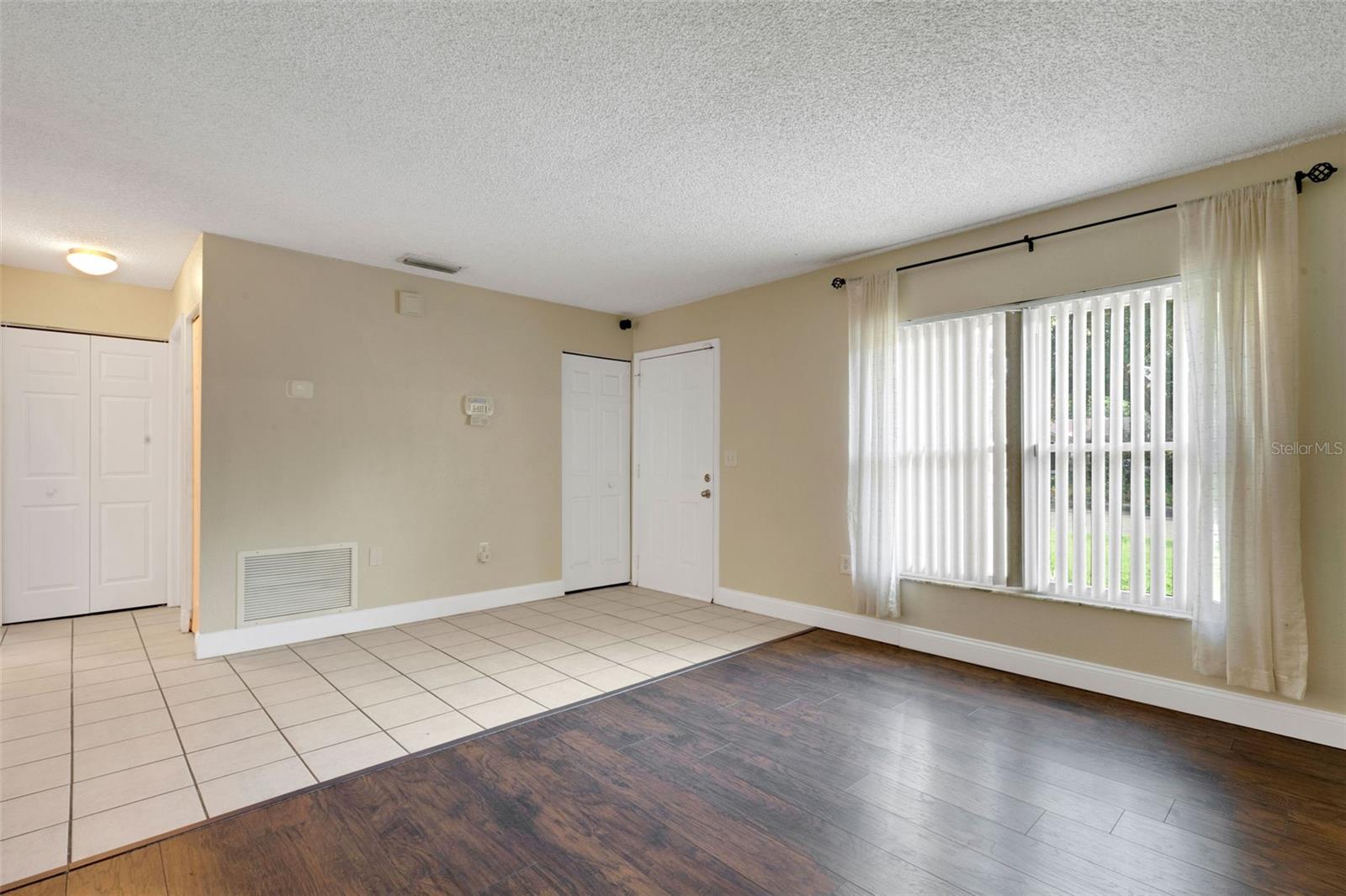 1606 Crystalview Trail