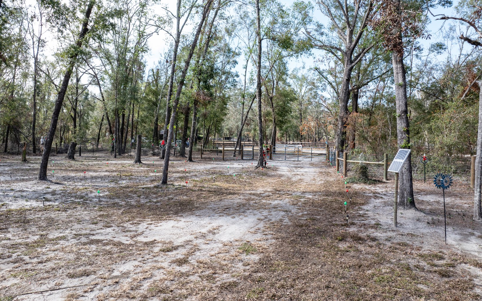 368 NE Beverly Hills Rd