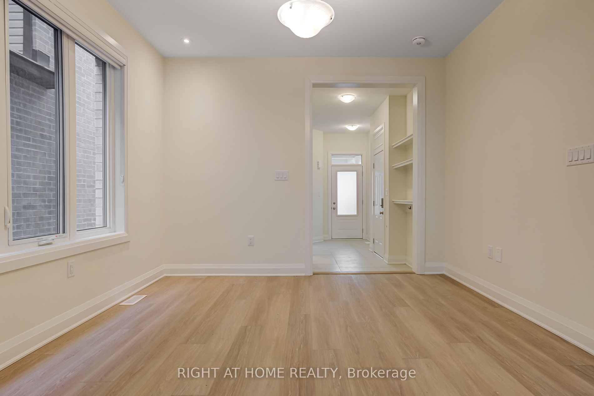 3242 Chimney Swift Cres