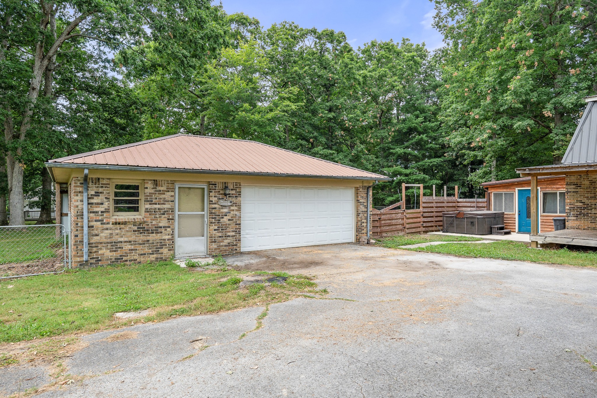 573 Big Hurricane Rd