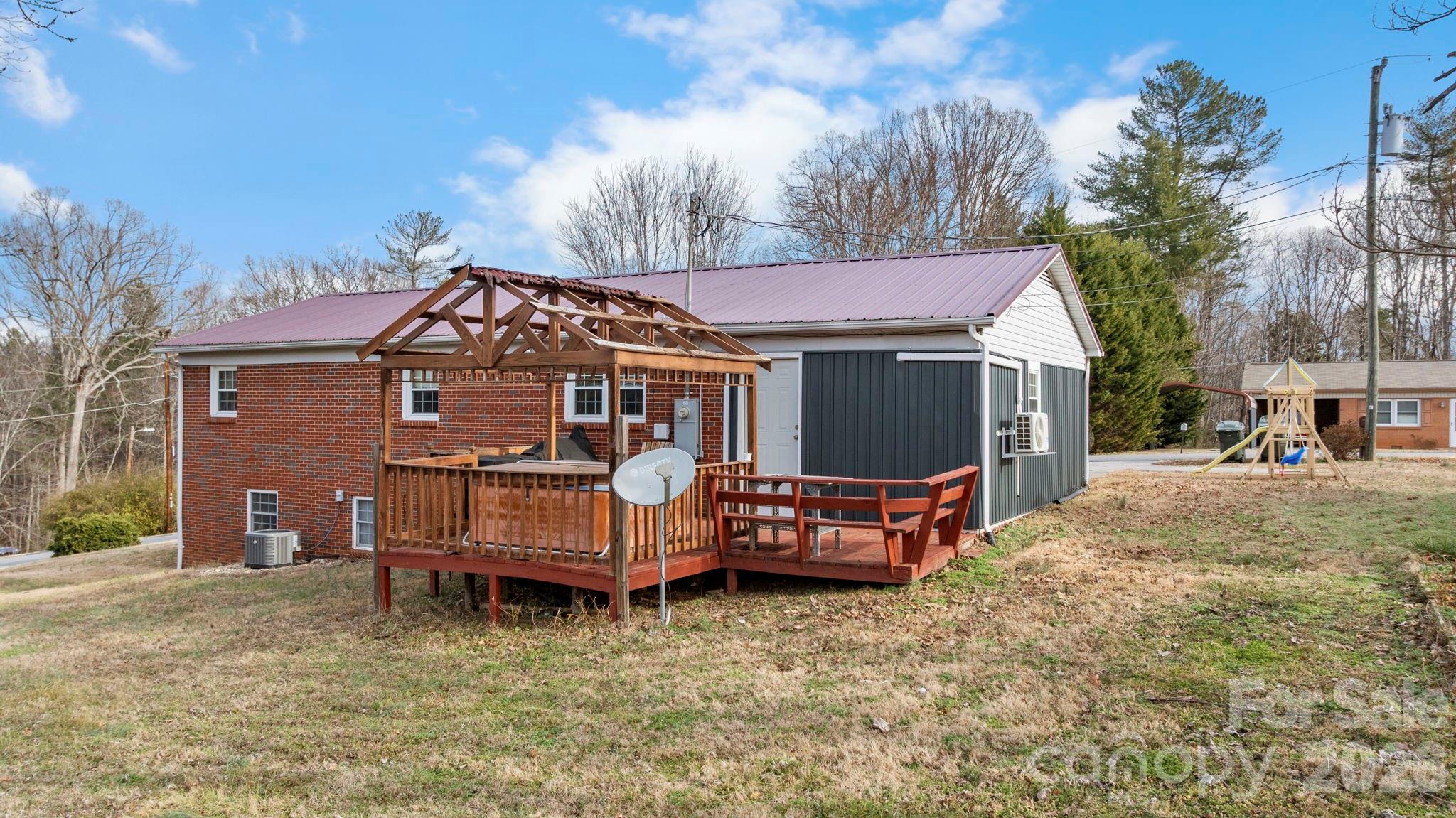 419 Hudson Heights