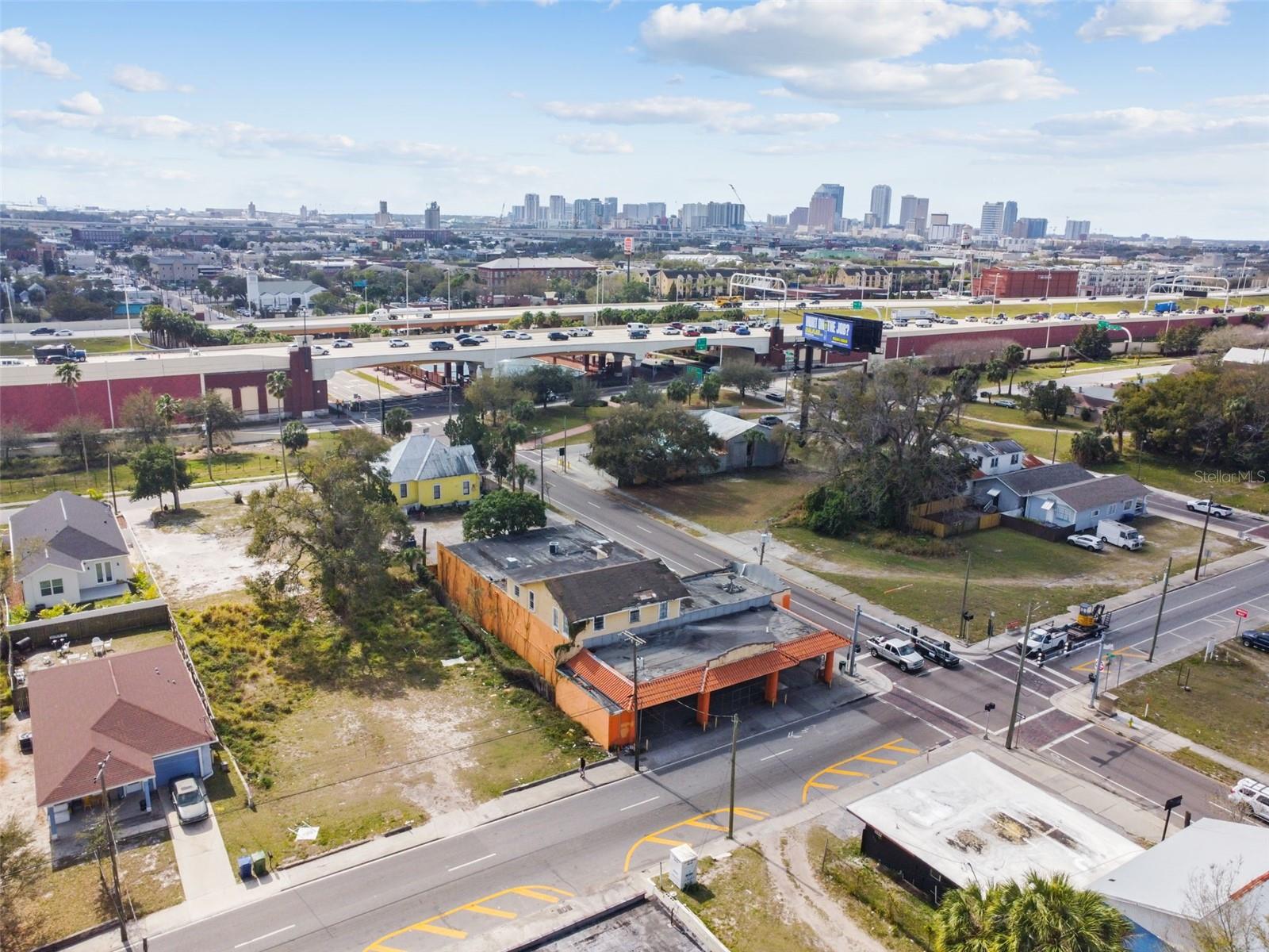 2213 E Columbus Drive