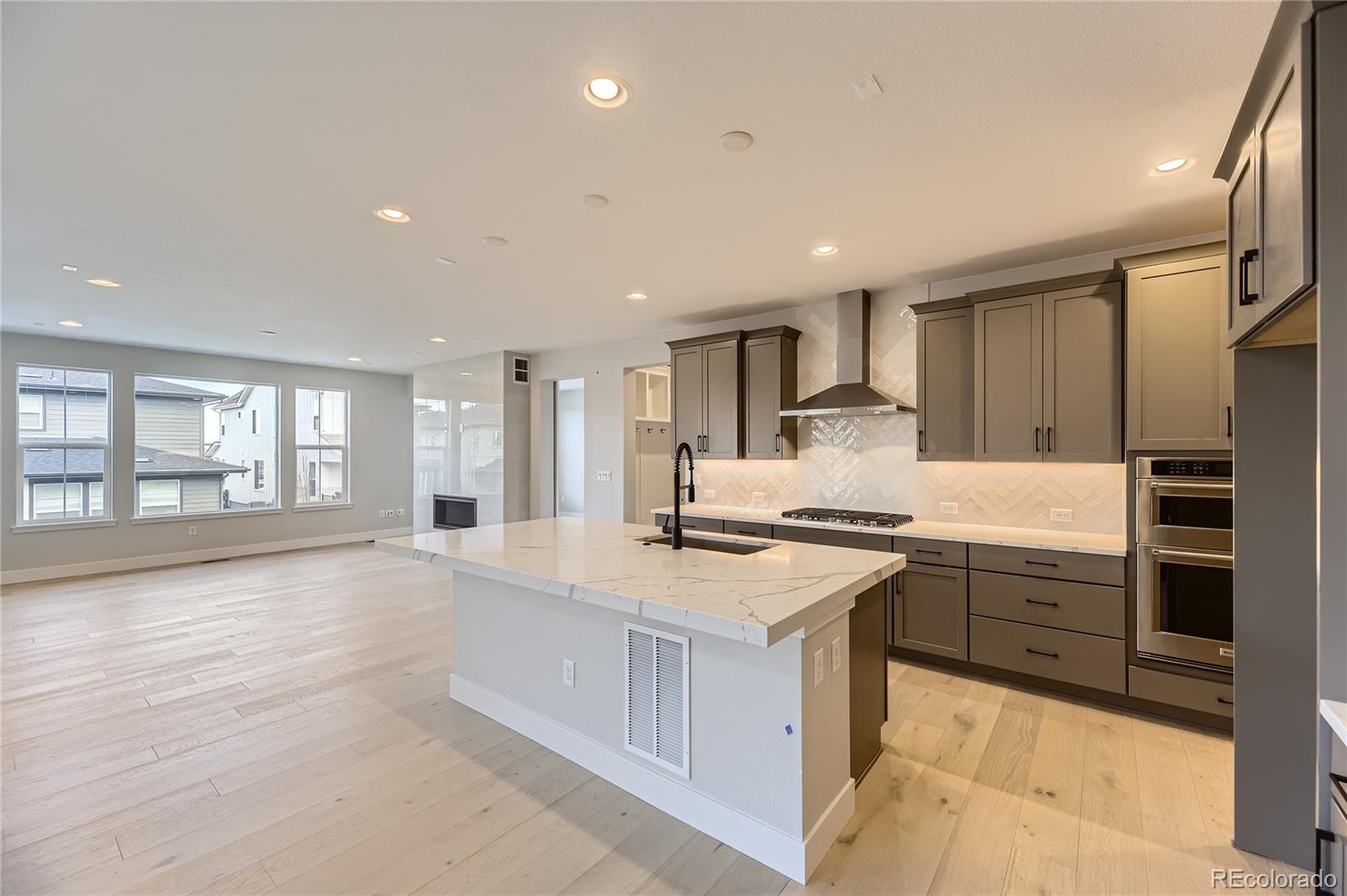 6656 Bridle Creek Point