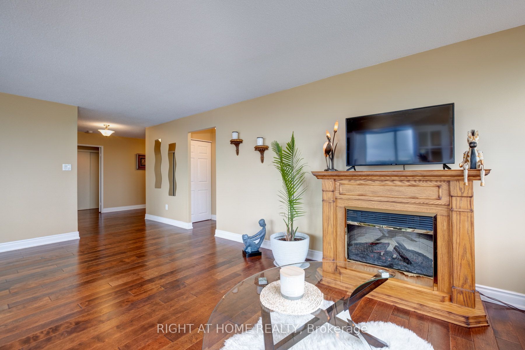 55 Austin Dr 712