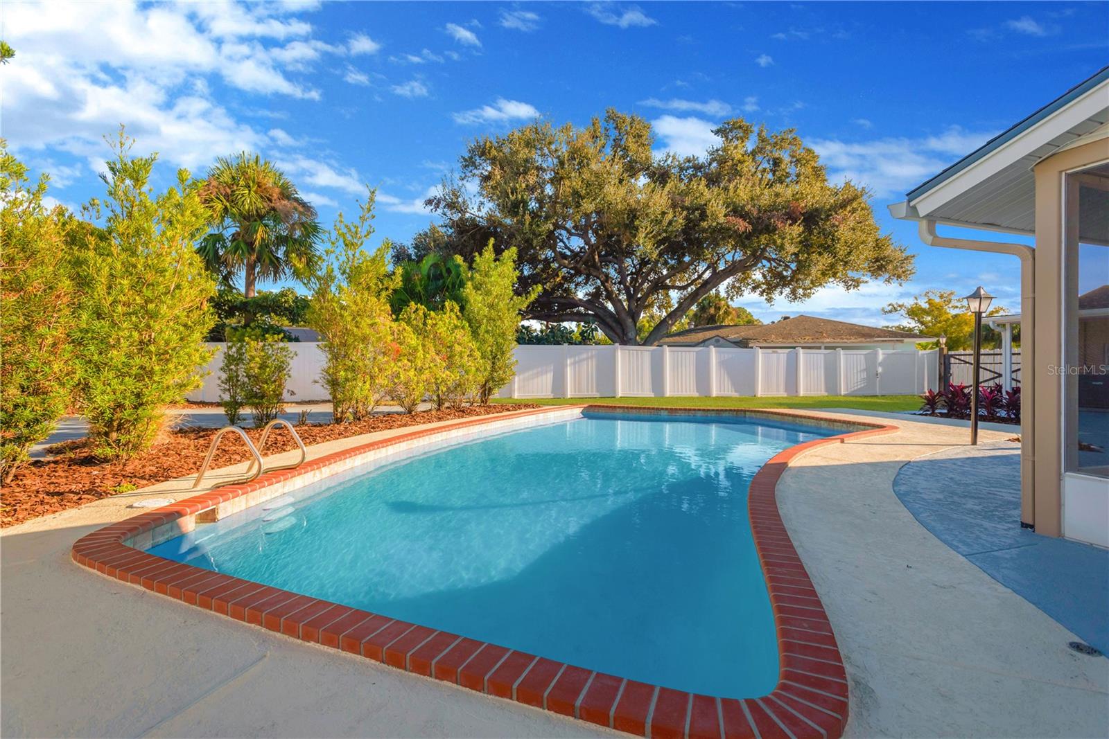 6817 Chippendale Court