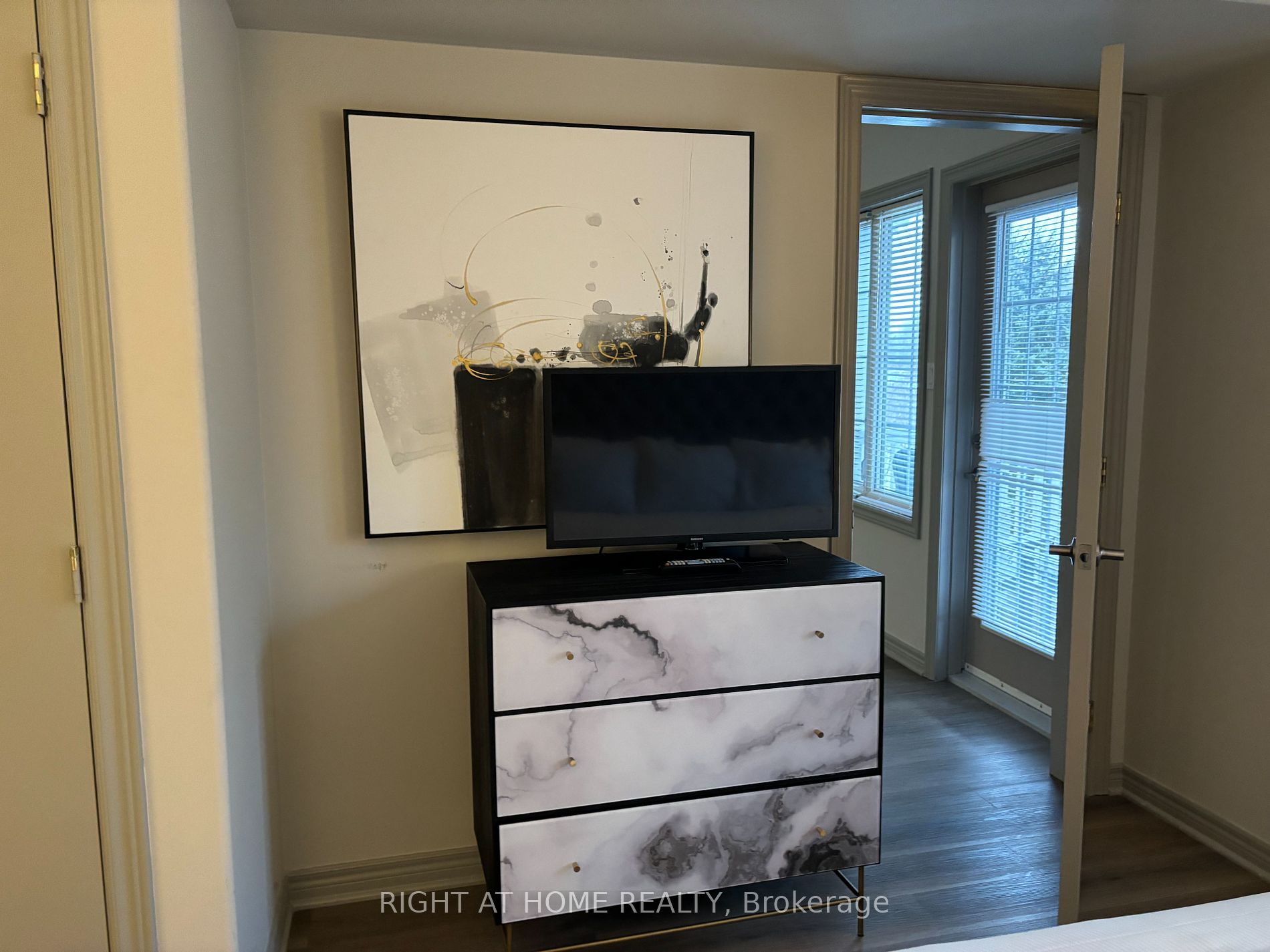 90 HIGHLAND Dr 2500/01