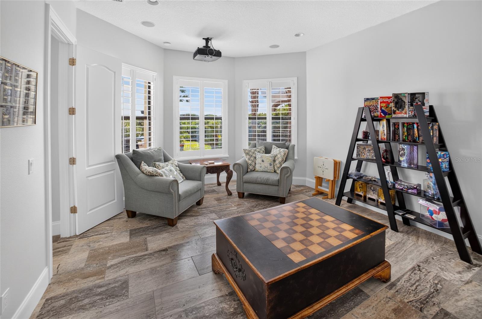 6 Ocean Ridge Boulevard N