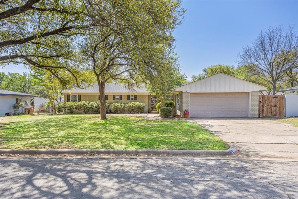 Bright, beautiful and ranch style home. Plenty of room for entertainment with the remodeled back concrete patio that looks out to oversized backyard. Gorgeous granite countertops that run through the kitchen and bathrooms. Primary bathroom remodeled in 2022. Newly replaced tankless water heater in 2022. Roof replaced in 2023. You will find the Roof contract; a recent Foundation report and Seller's Disclosure Notice in the transaction desk.