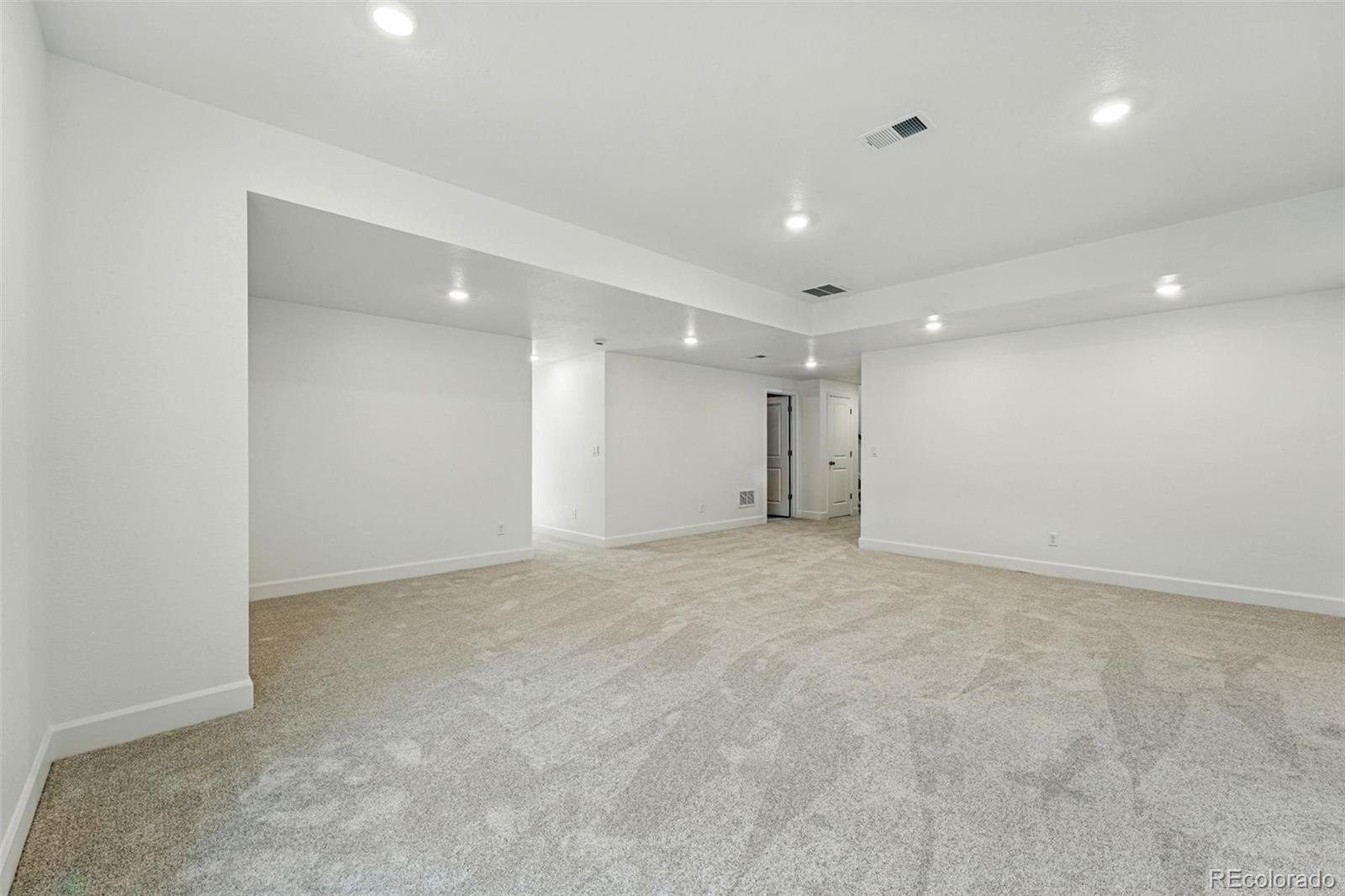 17156 W 92nd Loop