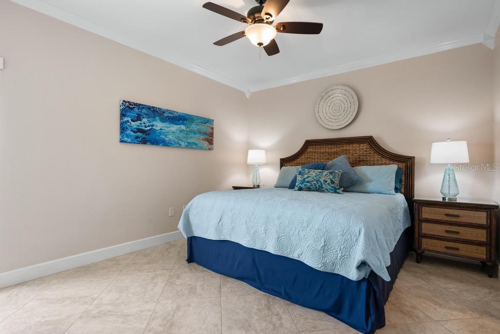 6005 Gulf Drive 219